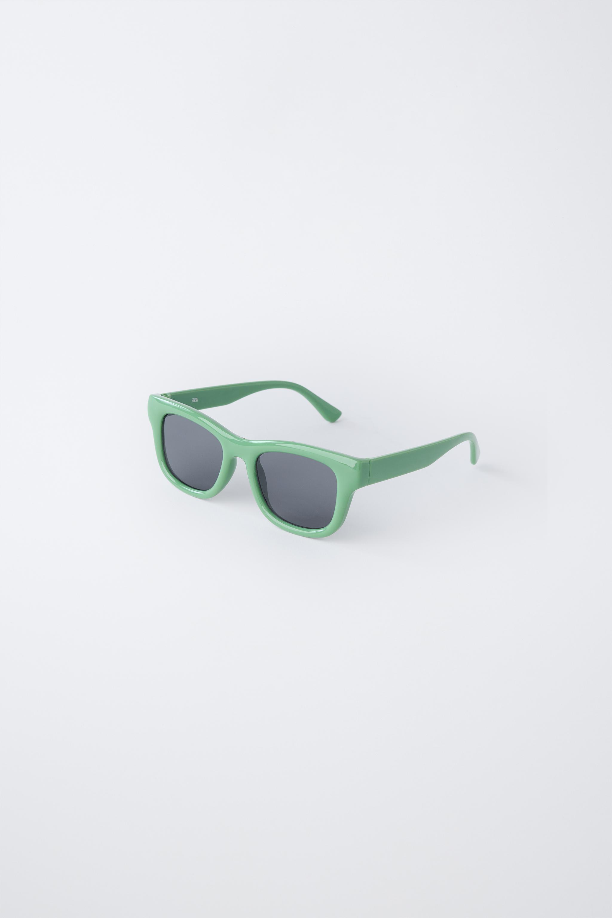 SQUARE PLASTIC SUNGLASSES